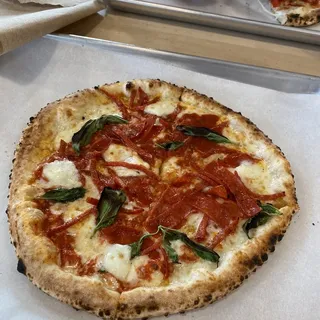 Personal Americano Pizza Lunch