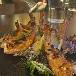 Camarones a la brasa