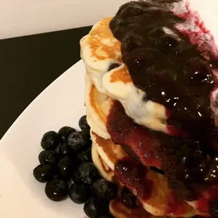 Fluffy Blueberry Pancakes
