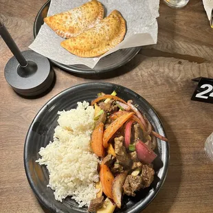 Empanadas and lomo saltado