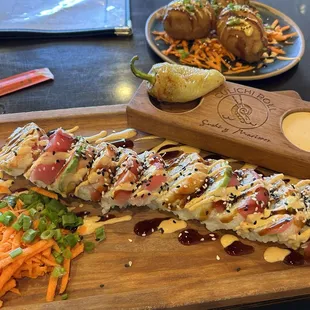 Dragon roll &amp; chili rellanos