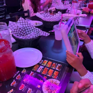 Still waiting on our daughters drink, thats more than an hour  ago. Ridiculous place