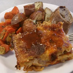 Meat Lasagna with Carrots and Potatoes