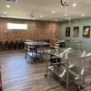 Cooking Classroom, wide view, hands on cooking classes