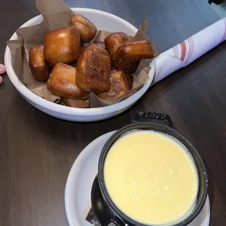 Soft Pretzels & Provolone Fondue