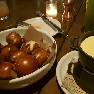 Soft Pretzels & Provolone Fondue