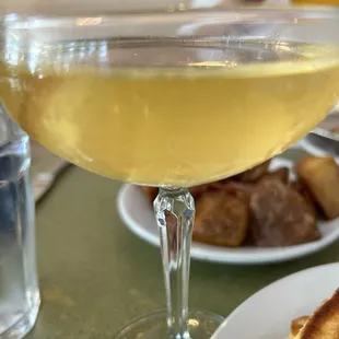 Mimosa (mostly champagne)