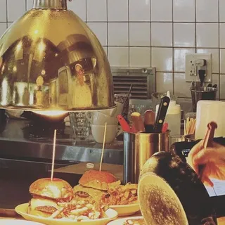 ATTABOY BRUNCH BURGER - Regular
