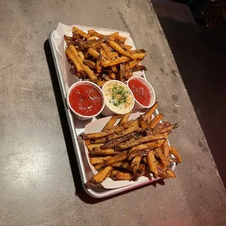 Salt n' Pepper Fries - Regular