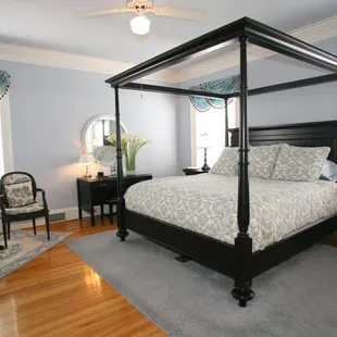 Crown Room