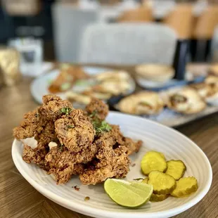 fried chicken wings, poultry, chicken wings, bbq chicken, bbq wings, chicken wings and fried chicken, fried chicken, food, chicken