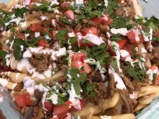 Luna’s Catering Food Truck