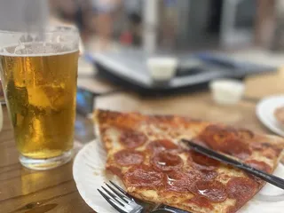 Pizza Port - Solana Beach