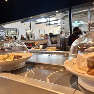 sushi and sashimi, interior