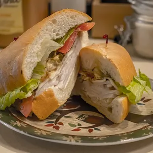 a sandwich cut in half