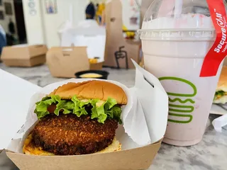 Shake Shack Cherry Creek