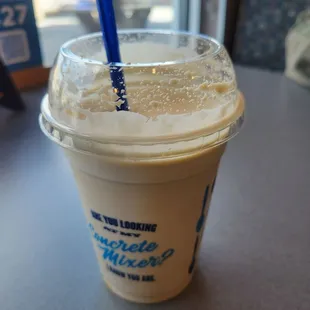 Expresso shake.- Min