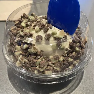 food, cupcakes, dessert