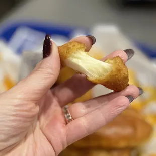 That cheese pull tho....