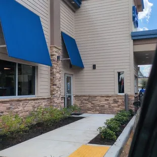 Drive thru!
