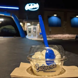 Vanilla frozen custard, single scoop, $2.92 after tax