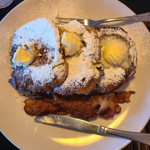 French Toast was absolutely fantastic!!! Portions on everything is huge!!