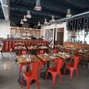 Cunard Tavern in East Boston - Main Dining Area