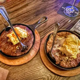 Dessert!! Brownie and Oreo.