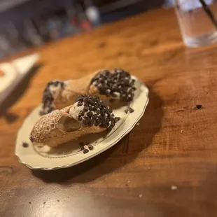 Cannolis