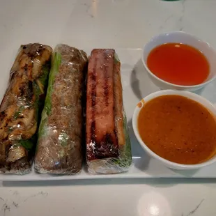 3 spring rolls