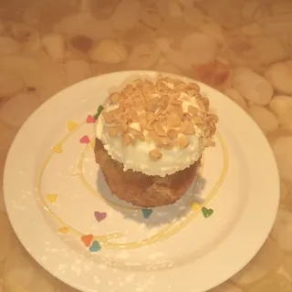 Banana Toffee Cupcake With Cream Cheese Frosting