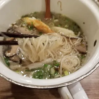 Mushroom Chicken Noodles Soup non-spicy