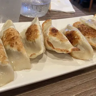 Potstickers (8pcs)