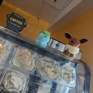 Cinnamon Buns, Fandoogly, and a certified Pokemon Stop