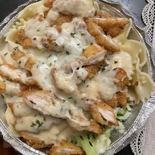 Crispy chicken pasta salad bowl
