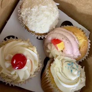 Let it Snow Cupcake, Raspberry Lemonade Cupcake, Amaretto Sweet Cupcake, Wedding Cake cupcake