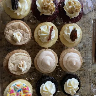Strawberry Cupcake Cookies and Cream Cupcake Ooey Gooey Chocolate Cupcake Pancake and Bacon Cupcake