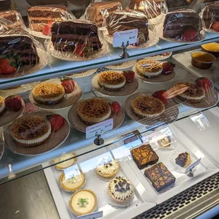 Cakes, cheesecakes, tarts, and more