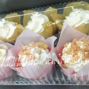 Look at the packaging!! They're unique for each the flavor!