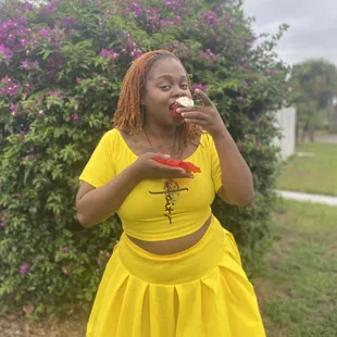 Red velvet cupcakes oh oh oh