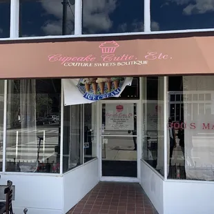 the entrance to the shop