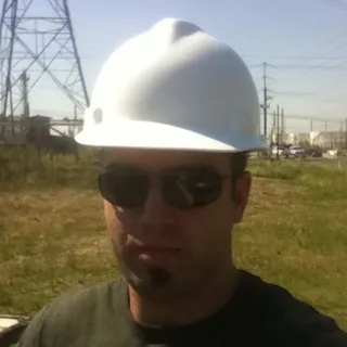 Joey E.