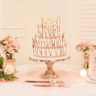 Our wedding cake, designed by Diane from Cupcake Heaven and photographed by Annabeth Kierspe Photography.