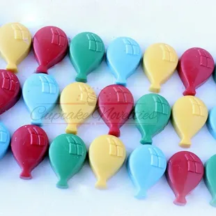 Balloon Chocolate covered Oreos for a Carnival Circus themed party