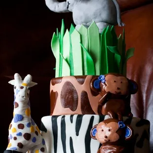 a cake with a jungle theme