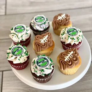 Football theme cupcakes