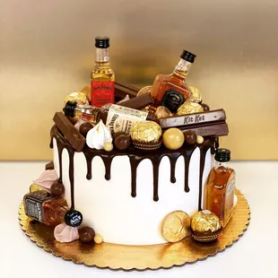 Chocolate and whiskey lovers cake