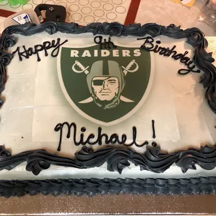 Raider birthday cake