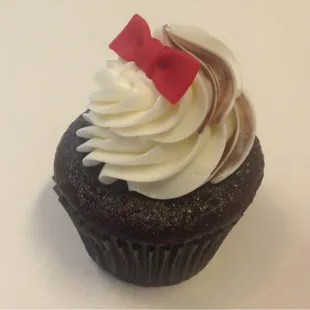 Film Noir cupcake with custom fondant