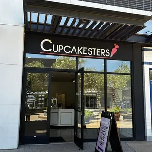 Cupcakesters